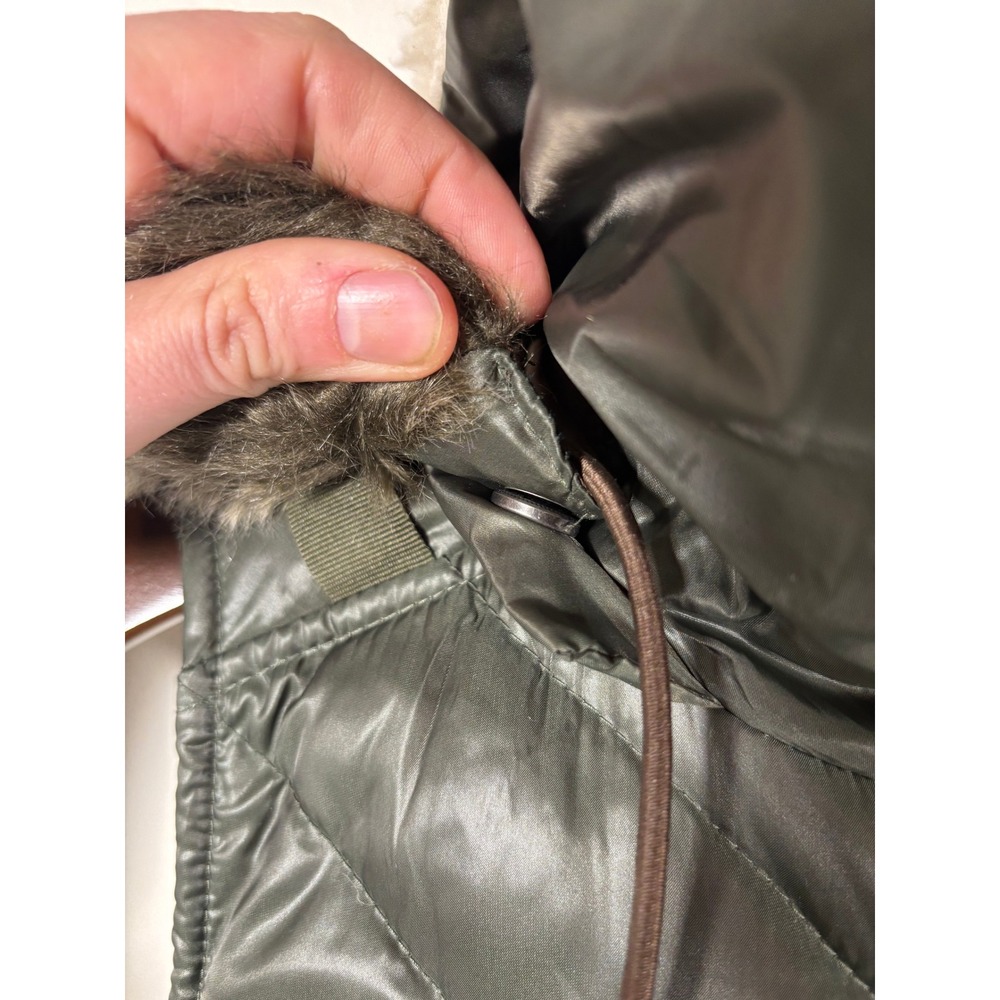 Goode Rider Luxury Down Puffer Vest Sz M Green Down Fill Fur Trim Equestrian - Picture 11 of 11